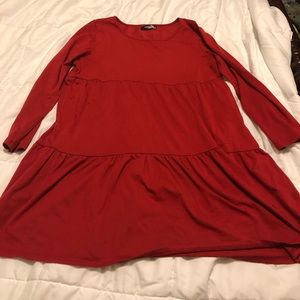 Long sleeve red pleated dress